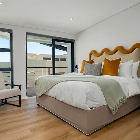 Hotel Neighbourgood 1St Crescent Camps Bay Ciudad del Cabo Exterior foto
