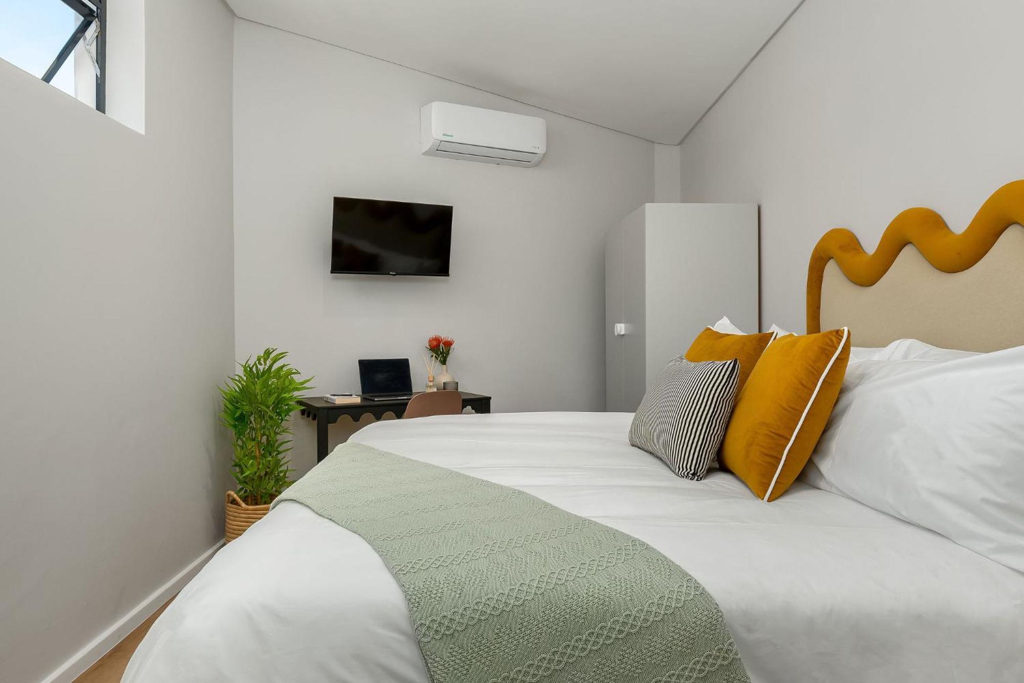 Hotel Neighbourgood 1St Crescent Camps Bay Ciudad del Cabo Habitación foto