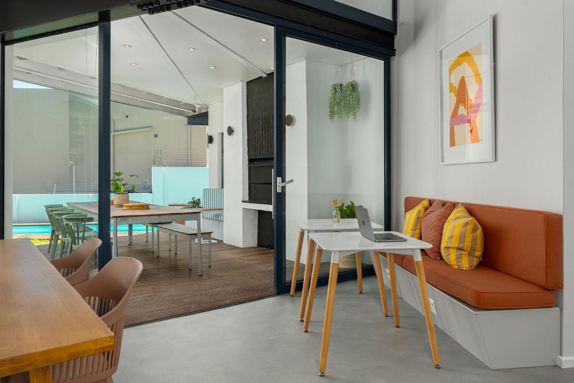 Hotel Neighbourgood 1St Crescent Camps Bay Ciudad del Cabo Exterior foto