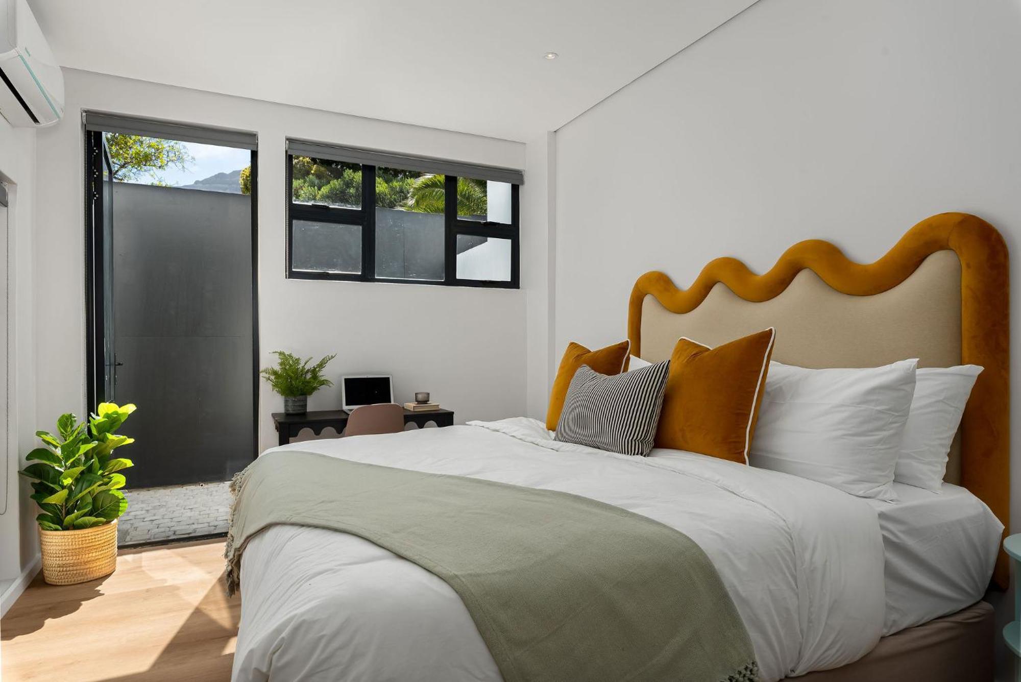 Hotel Neighbourgood 1St Crescent Camps Bay Ciudad del Cabo Exterior foto