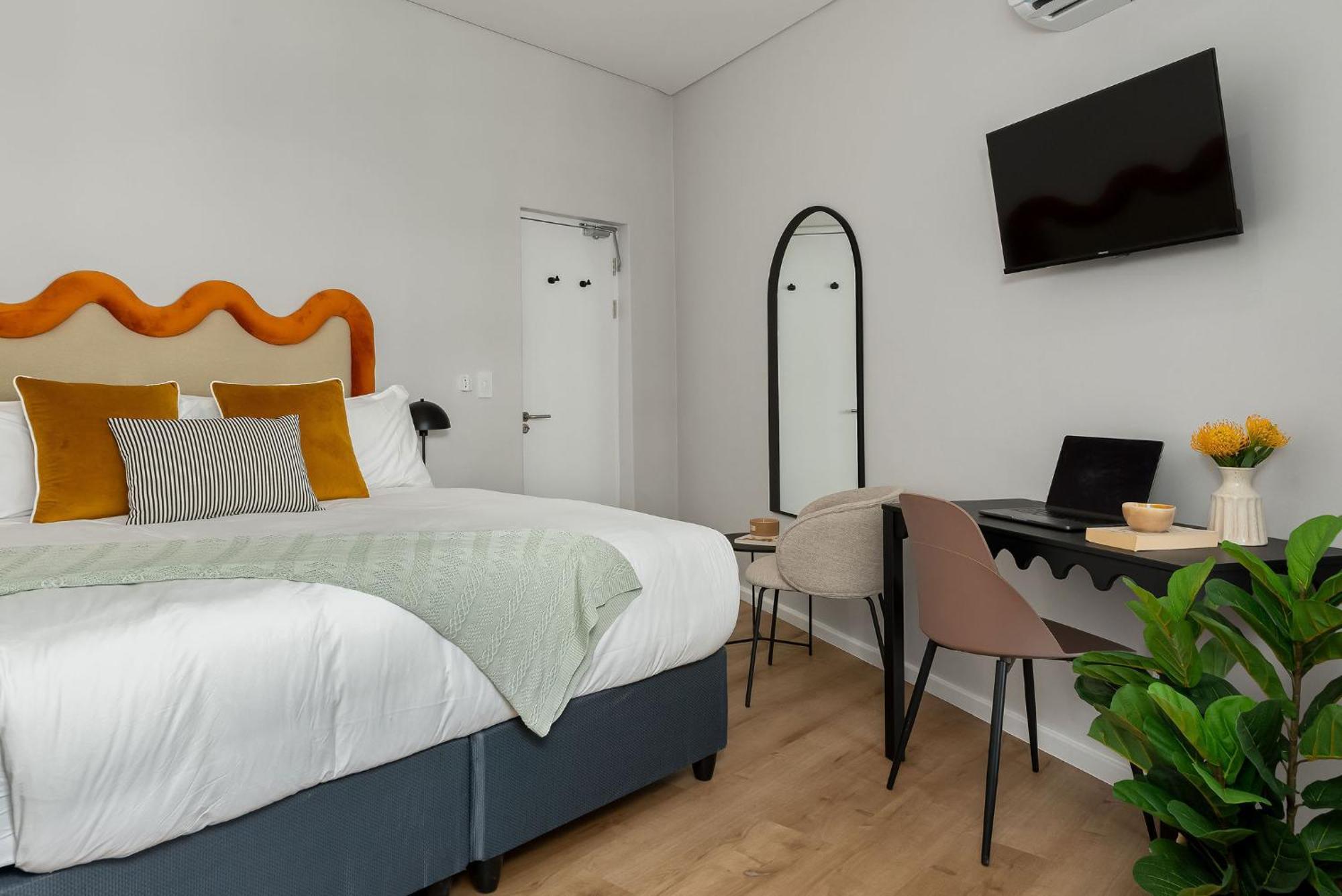 Hotel Neighbourgood 1St Crescent Camps Bay Ciudad del Cabo Habitación foto
